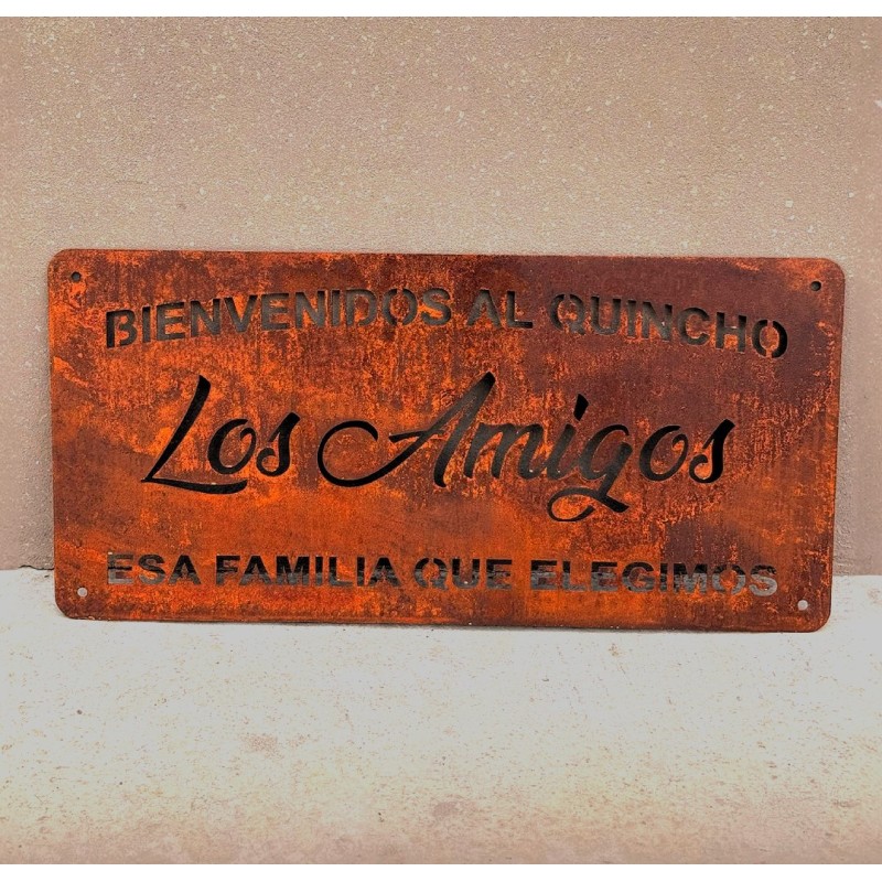 Cartel quincho los amigos 56x27 chapa oxido vintage-1-chapadeco.com
