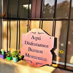 Cartel DISFRUTAMOS MOMENTOS 38x43 chapa oxido premium-1-chapadeco.com