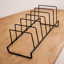 Exhibidor de platos x6 metalico negro - 1