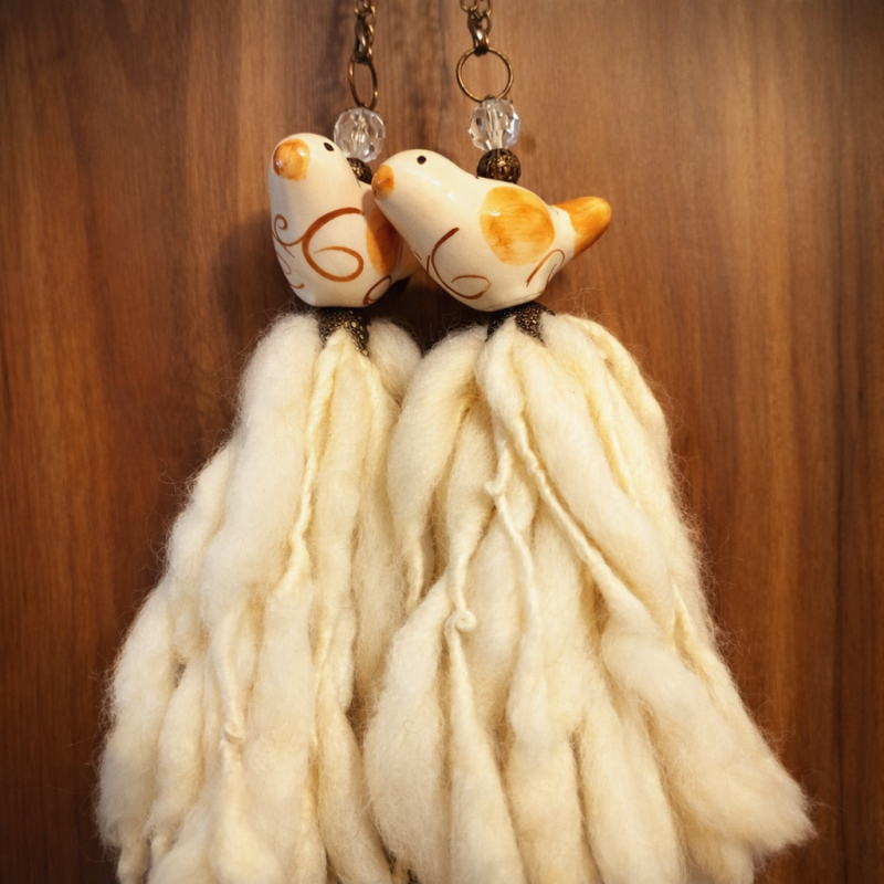 Mini borla Pajarito Pintado arena - 1